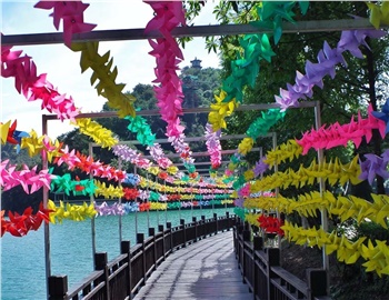 長沙石燕湖天空玻璃廊橋一日游