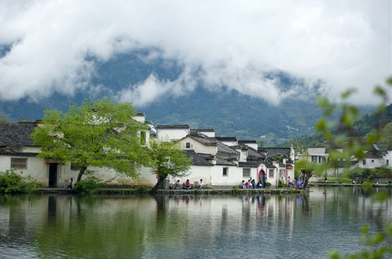 黃山、秀水千島湖、水墨宏村、西遞徽州古城高鐵純玩5日游